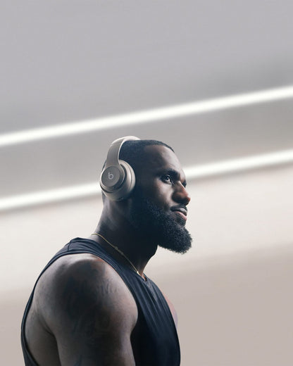 BEATS STUDIO PRO — Son iconique. Performance premium.